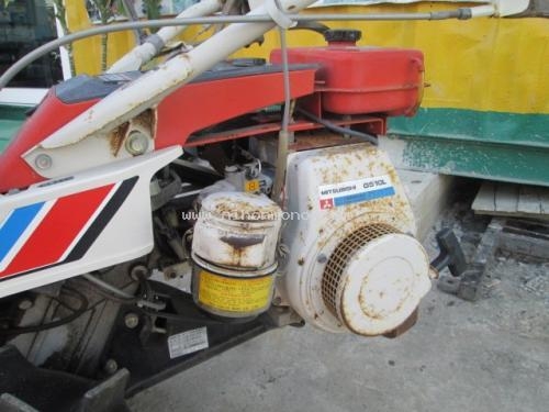 มองหา รถเกี่ยวข้าวเดินตาม รหัสสินค้า : 80904370 ยี่ห้อ : MITSUBISHI รุ่น : MB550