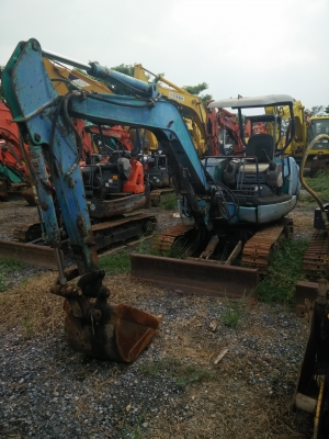 ขายรถขุด KOMATSU PC35R ตามสภาพครับ รถใช้งานได้ปกติทุกระบบ ราคาแสนถูก