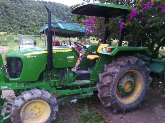 ขายดาวน์รถไถจอร์เดียร์ 45 แรง