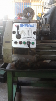 เครื่องกลึง 4 ฟุต ไต้หวัน 2 เพลา สภาพใช้งาน 0814583376 เอก ปทุมครับ เครื่องกลึง 4 ฟุต ไต้หวัน 2 เพลา สภาพใช้งาน 0814583376 เอก ปทุมครับ