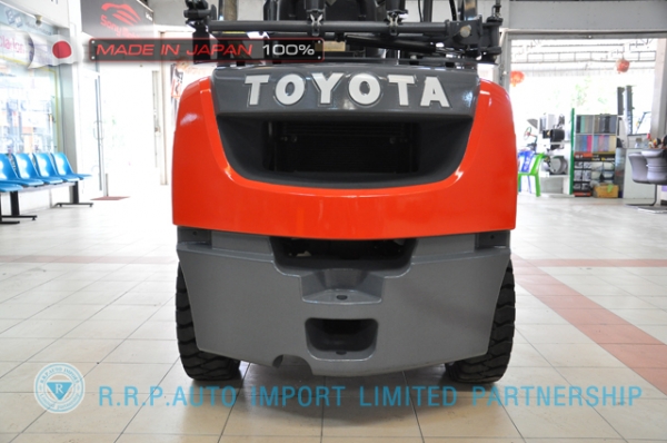 รถโฟล์คลิฟท์พร้อมขาย TOYOTA รุ่น 8FG30-31249  ราคา 435,000 บาท นำเข้าจากประเทศญี่ปุ่น 100\% ไม่เคยใช้งานในไทย