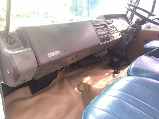 ขาย หัวสิบล้อ HINO 4D เก่าญี่ปุ่น ทำสีใหม่หมด อุปกรณ์มีครบ