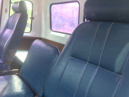 ขาย หัวสิบล้อ HINO 4D เก่าญี่ปุ่น ทำสีใหม่หมด อุปกรณ์มีครบ