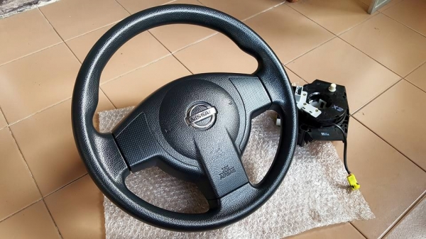พวงมาลัยมือสองญี่ปุ่น toyotaและnissan หลากรุ่น ใส่ได้ทั้งรถมี Airbag และไม่มี Airbag