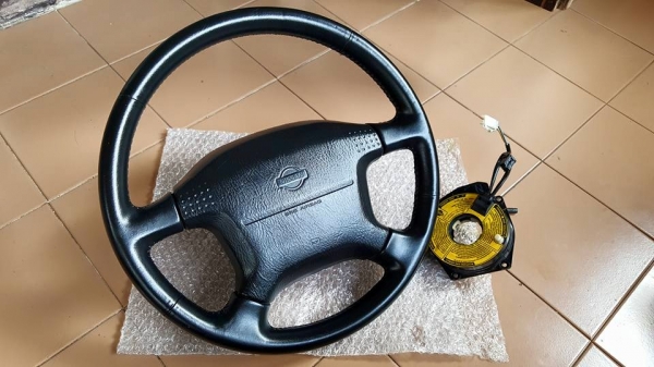 พวงมาลัยมือสองญี่ปุ่น toyotaและnissan หลากรุ่น ใส่ได้ทั้งรถมี Airbag และไม่มี Airbag