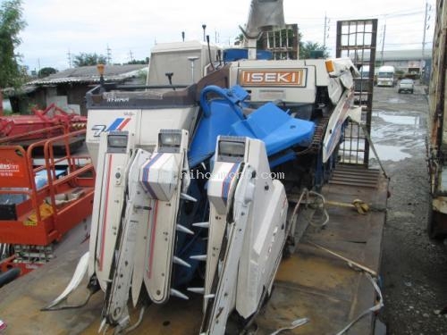 มองหารถมือสองนำเข้าจากญี่ปุ่น รถเกี่ยวข้าวนั่งขับ รหัสสินค้า : 80904344 ยี่ห้อ : ISEKI รุ่น : HL255G-AWD