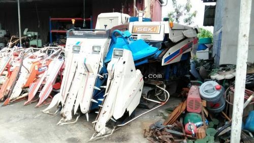 มองหารถมือสองนำเข้าจากญี่ปุ่น รถเกี่ยวข้าวนั่งขับ รหัสสินค้า : 80904344 ยี่ห้อ : ISEKI รุ่น : HL255G-AWD มองหารถมือสองนำเข้าจากญี่ปุ่น รถเกี่ยวข้าวนั่งขับ รหัสสินค้า : 80904344 ยี่ห้อ : ISEKI รุ่น : HL255G-AWD