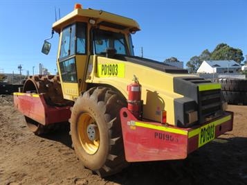 รถบด เปลือกหนาม CA602PD เก่ง เครื่องจักรนำเข้า 0859049669