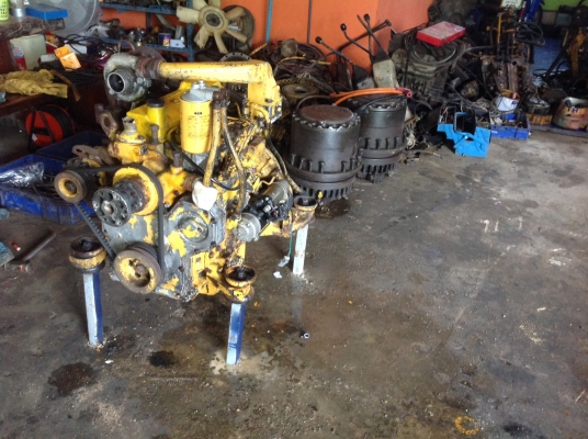 ขายอาหลั่ยแบคโค KOMATSU 100-5 หลายรายการ ตามรูปสวยทุกชิ้น ขายอาหลั่ยแบคโค KOMATSU 100-5 หลายรายการ ตามรูปสวยทุกชิ้น