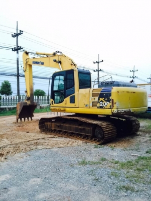 แบคโฮ komatsu 200รุ่น8. เอกสารเล่มทะเบียน. พร้อมใช้สุดๆ