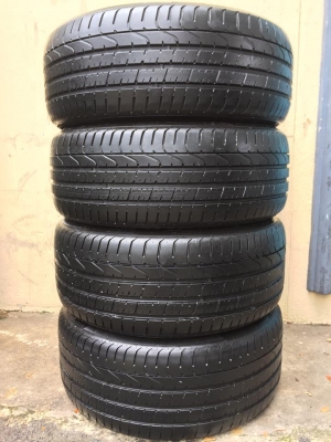 ขายยาง PIRELLI P-ZERO (RUNFLAT) 225-35-20,255-30-20 ปี14 ดอกสวยจัด ชุดละ 12,500 บาท