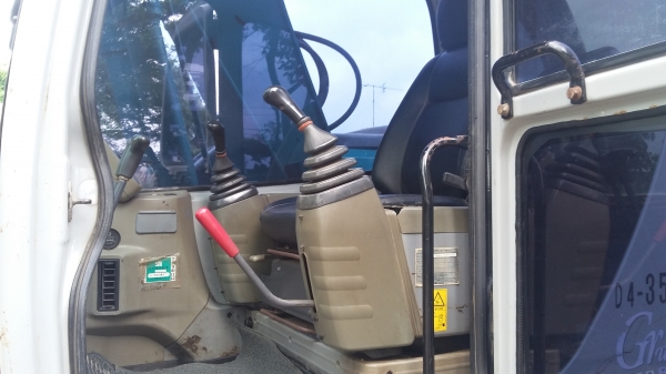 ขาย sk135 sr  สภาพสวยพร้อมใช้งานไฟฟ้าครบแทรกใหญ่บูมอามร์พิเศษ