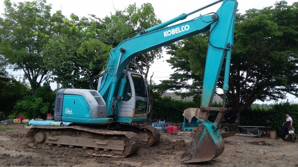 ขาย sk135 sr  สภาพสวยพร้อมใช้งานไฟฟ้าครบแทรกใหญ่บูมอามร์พิเศษ