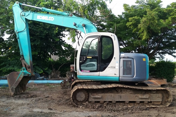 ขาย sk135 sr  สภาพสวยพร้อมใช้งานไฟฟ้าครบแทรกใหญ่บูมอามร์พิเศษ