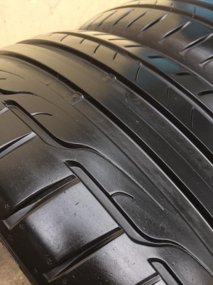 ขายยาง DUNLOP SPORT MAXX RT (MADE IN GERMANY) 225-40-18 ปี14 ดอกหนาจัด ไม่มีตำหนิ คู่ละ 3,500 บาท ขายยาง DUNLOP SPORT MAXX RT (MADE IN GERMANY) 225-40-18 ปี14 ดอกหนาจัด ไม่มีตำหนิ คู่ละ 3,500 บาท