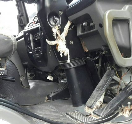 สิบล้อ อีซูชุ Dega 270ยูโร2ปี49 ดั้มกะบะสามมิต มีระบบลากลูก สภาพเดิมๆสวยพายในครบพร้อมใช้ ทะเบียนพร้อมโอน สิบล้อ อีซูชุ Dega 270ยูโร2ปี49 ดั้มกะบะสามมิต มีระบบลากลูก สภาพเดิมๆสวยพายในครบพร้อมใช้ ทะเบียนพร้อมโอน