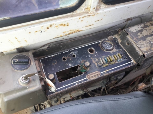 ขายโคมัสสุ120-5 ตัวเดินใหญ่รุ่นพิเศษ เฟรมหนา รำทำงานไว เครื่องเดิมปั้มเดิม