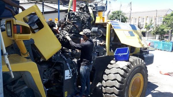 รับซ่อมรถตัก