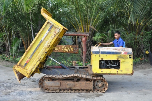 ขายรถบรรทุกดั้มเปอร์YANMAR C25S ตีนตะขาบแทรคเหล็กสวย สวยเดิมจากญี่ปุ่นยังไม่เคยใช้ในไทย 125,000เท่าน ขายรถบรรทุกดั้มเปอร์YANMAR C25S ตีนตะขาบแทรคเหล็กสวย สวยเดิมจากญี่ปุ่นยังไม่เคยใช้ในไทย 125,000เท่าน