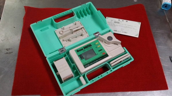 เครื่องวัดความชื้น Green Digital เก่าญี่ปุ่น สภาพสวย อุปกรณ์ครบพร้อมกล่องหูหิ้ว