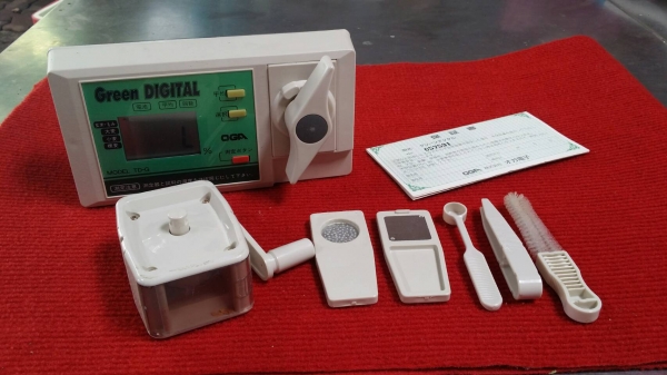 เครื่องวัดความชื้น Green Digital เก่าญี่ปุ่น สภาพสวย อุปกรณ์ครบพร้อมกล่องหูหิ้ว