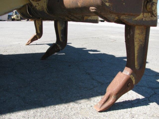 รถเกรด 140G # 72V08849