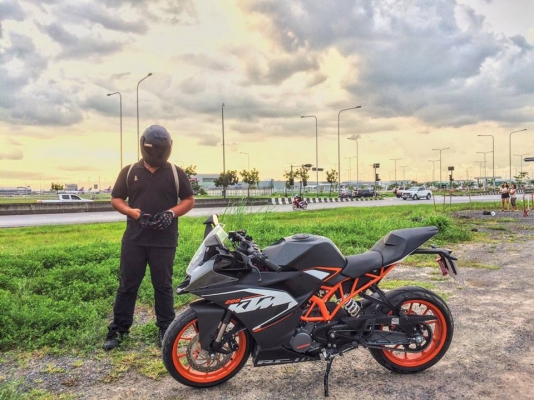 KTM rc200