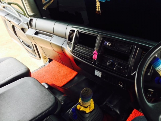 ขายรถพ่วงไม่ดัมพ์ HINO เครื่อง 344 แรง ธค.56 กระบะสามมิตรไม่ดัมพ์ ลูก 3 เพลา ยางดี รถสวยพร้อมใช้งาน