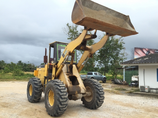 รถตัก KOMATSU 510. สนใจติดต่อ 081 - 6079515