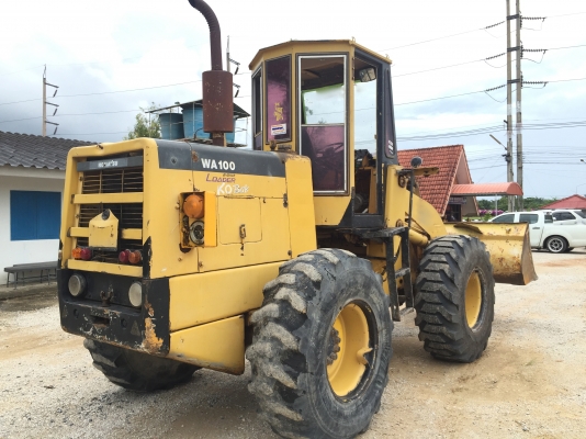 รถตัก KOMATSU 510. สนใจติดต่อ 081 - 6079515