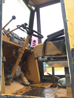 รถตัก KOMATSU 510. สนใจติดต่อ 081 - 6079515