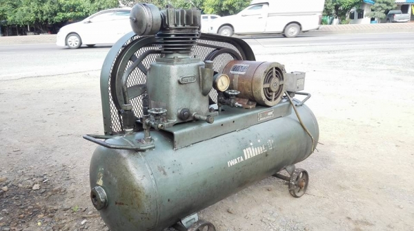 ** SOLD ** ปั้มลมญี่ปุ่น IWATA 2 HP ถังจุ 100 ลิตร ลงตู้สดนอกเสียงนุ่มๆมาเทสได้