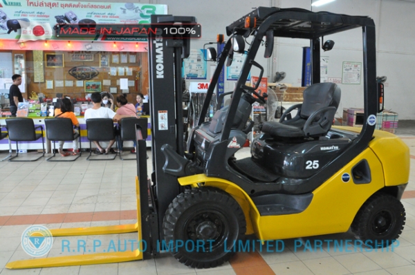 รถโฟล์คลิฟท์พร้อมขาย KOMATSU รุ่น FD25C-16-735771 ราคา 385,000 บาท นำเข้าจากประเทศญี่ปุ่น 100\% ไม่เคยใช้งานในไทย