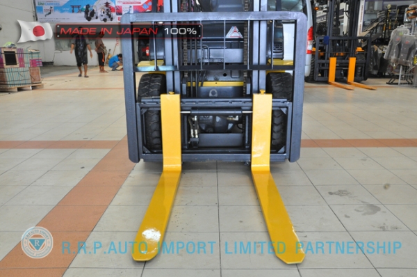 รถโฟล์คลิฟท์พร้อมขาย KOMATSU รุ่น FD25C-16-735771 ราคา 385,000 บาท นำเข้าจากประเทศญี่ปุ่น 100\% ไม่เคยใช้งานในไทย