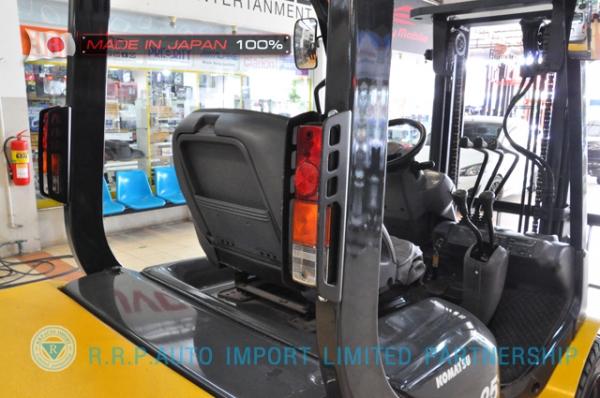 รถโฟล์คลิฟท์พร้อมขาย KOMATSU รุ่น FD25C-16-735771 ราคา 385,000 บาท นำเข้าจากประเทศญี่ปุ่น 100\% ไม่เคยใช้งานในไทย