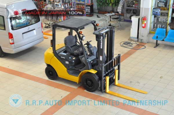 รถโฟล์คลิฟท์พร้อมขาย KOMATSU รุ่น FD25C-16-735771 ราคา 385,000 บาท นำเข้าจากประเทศญี่ปุ่น 100\% ไม่เคยใช้งานในไทย