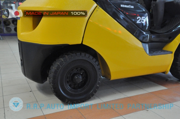 รถโฟล์คลิฟท์พร้อมขาย KOMATSU รุ่น FD25C-16-735771 ราคา 385,000 บาท นำเข้าจากประเทศญี่ปุ่น 100\% ไม่เคยใช้งานในไทย