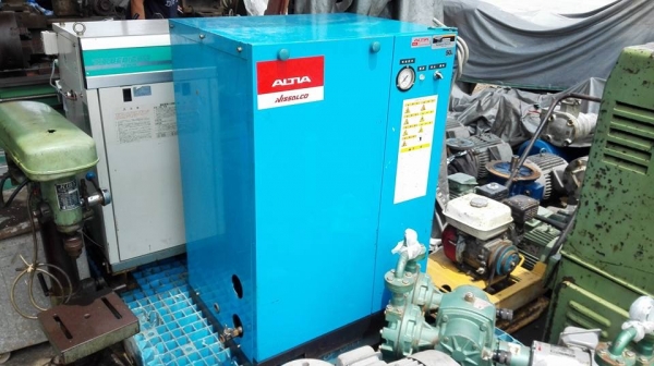 ปั้มลมตู้เก็บเสียงญี่ปุ่น EARTH FUJI รุ่น ALTIA ขนาด 3 HP สภาพสวยเงาๆลงตู้สดนอกมาเทสได้