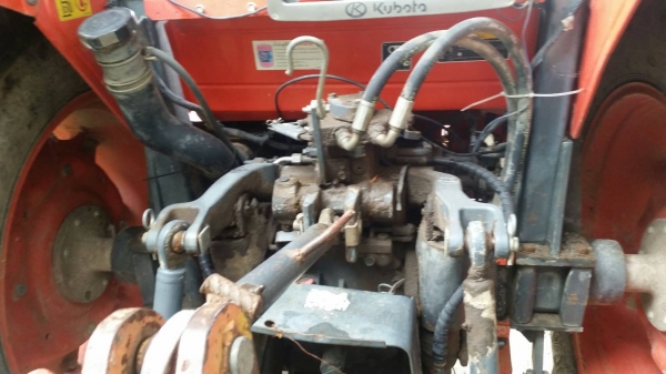 ขายรถแทร็กเตอร์คูโบต้า M4070DT