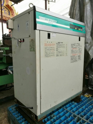 ปั้มลมตู้เก็บเสียงญี่ปุ่น BEBICON HITACHI รุ่น PACKAGE OILFREE 3 HP มีระบบ AIR DRYER ลงตู้สดนอกเงาๆมาเทสก่อนได้