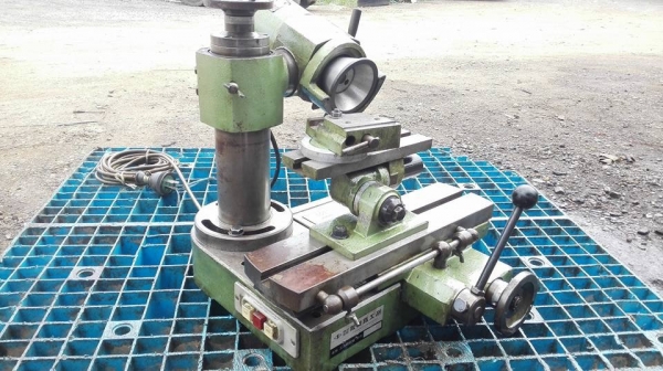 ** SOLD ** เครื่องลับมีดญี่ปุ่น Made in JAPAN ช่วงชักยาว 17" สภาพเงาๆลงตู้สดนอกมาเทสได้