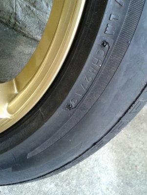 ขอบ17นิ้ว5รู114 น.8ล.9 พร้อมยาง สวยๆ 4 ล้อ ราคา 8900 บาท