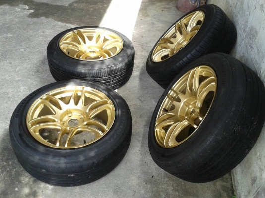 ขอบ17นิ้ว5รู114 น.8ล.9 พร้อมยาง สวยๆ 4 ล้อ ราคา 8900 บาท