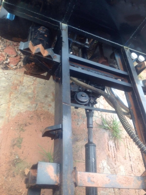 ขายรถอีแต๋นหกล้อดั้ม