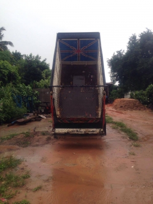 ขายรถอีแต๋นหกล้อดั้ม