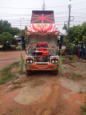 ขายรถอีแต๋นหกล้อดั้ม