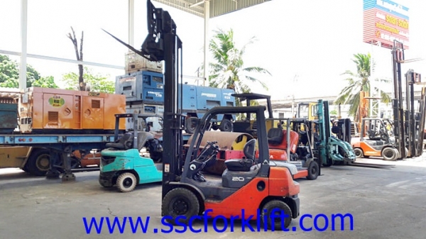 ขายรถยก TOYOTA 8FD20 เสาสูง 3เมตร งาฮิ้งฟอร์ค