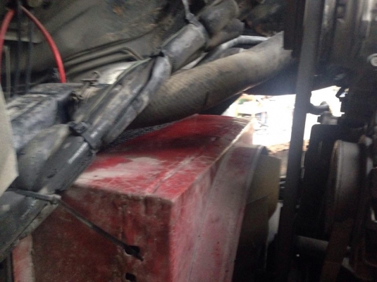 ขายเครื่องฮีโน่ P11C +เกียร์+หม้อน้ำ+อินเตอร์เครื่องเชียงกงไม่มีเปิดไม่มีไอเครื่องนิ่ม