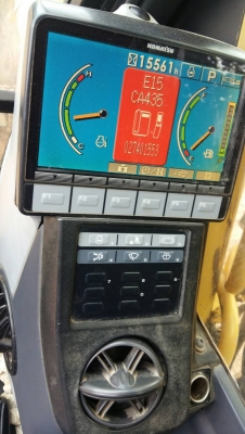 ขาย 1,395,000 KOMATSU pc 200-8 ทำงาน 15,&times;&times;&times;  ชั่วโมง เครื่องดี ปั๊มดี  ไฟฟ้าครบพร้อมใช้ เอกสารเล่ม รถอยู่ จ.สกลนคร 090-772-3710 090-772-3708