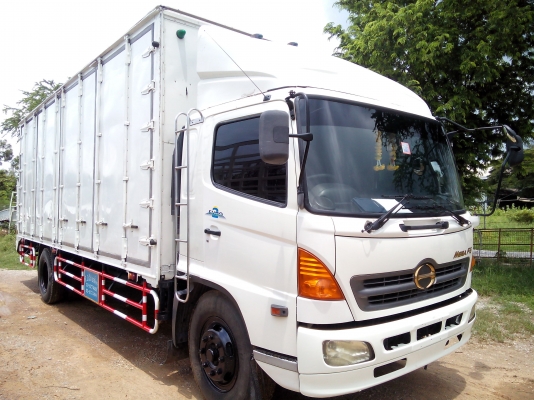 6 ล้อใหญ่  *Euro.2*  HINO MEGA  FG1J 220 แรงม้า * ยาว 7.20 ม.* รถสวยเดิม+สวยจริง * รถห้างแท้ * มีเล่มพร้อมโอน *